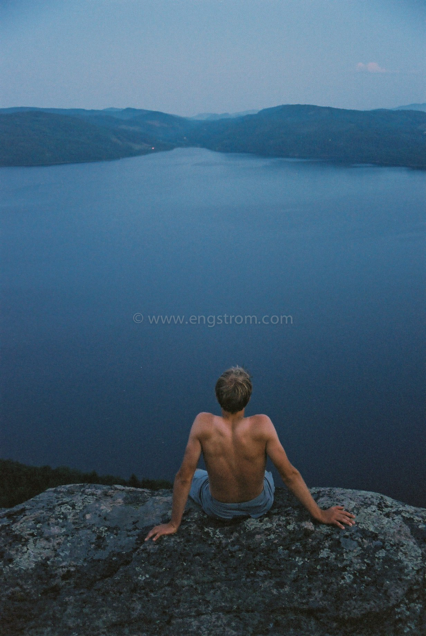 JE0316_05, Utsikt från klippkanten, Höga kusten sommaren 2003, Jonas Engström